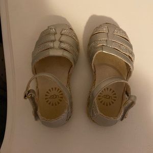 Ugg silver glitter sandals 6 toddler
